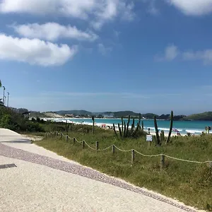 apartamento-em-frente-a-praia-cabo-frio.cabofriohotels.org/